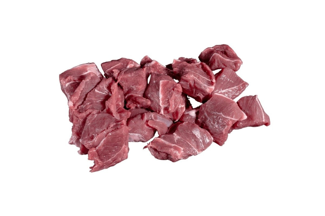 "Spezzatino di Chianina IGP - Gusto autentico in ogni boccone." "Carne di Chianina con Indicazione Geografica Protetta - Qualità certificata." "Sapore Avvolgente - La tenerezza della Chianina in un piatto." "Acquista Online - Porta in tavola la tradizione toscana."